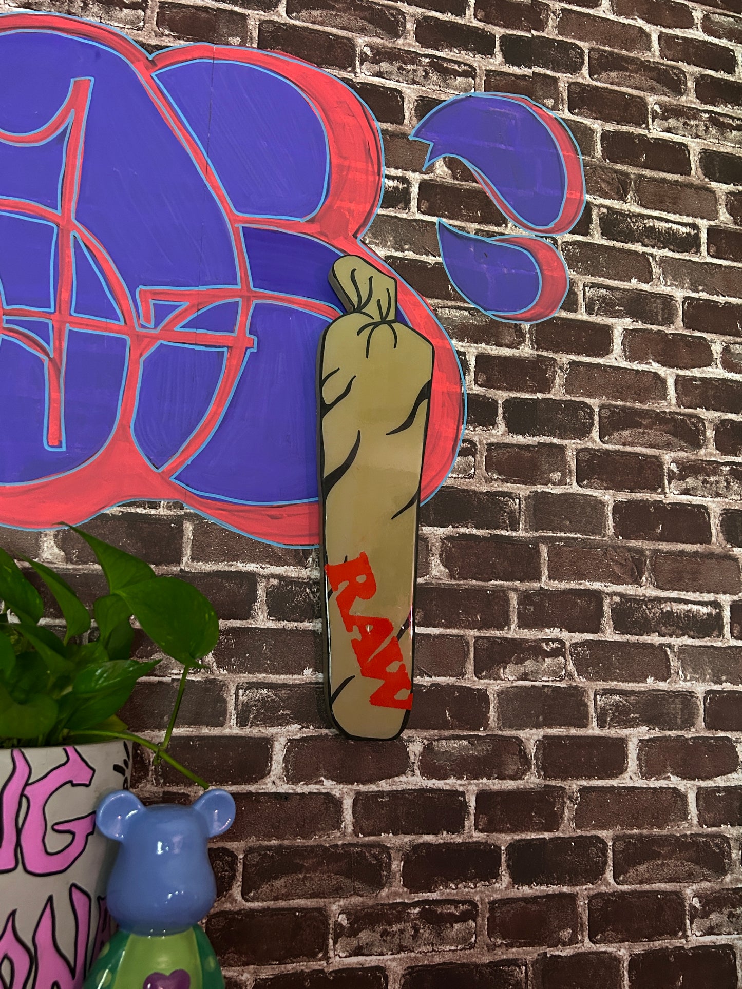 Raw Joint Inspired Piece